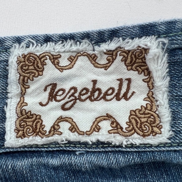 Jezebell Knee-Length Denim Shorts Sz 1 Y2k Punk Grunge 100% Cotton Metal Retro - Picture 8 of 15